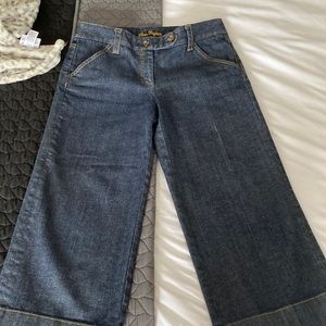 Cropped wide leg jeans. Size 4